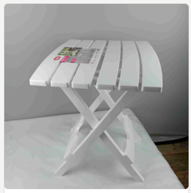 Комплект маса и столове бели